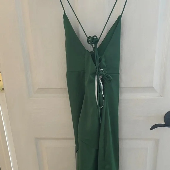 revolve green midi dress Revolve Green Lace Midi Dress by ALC